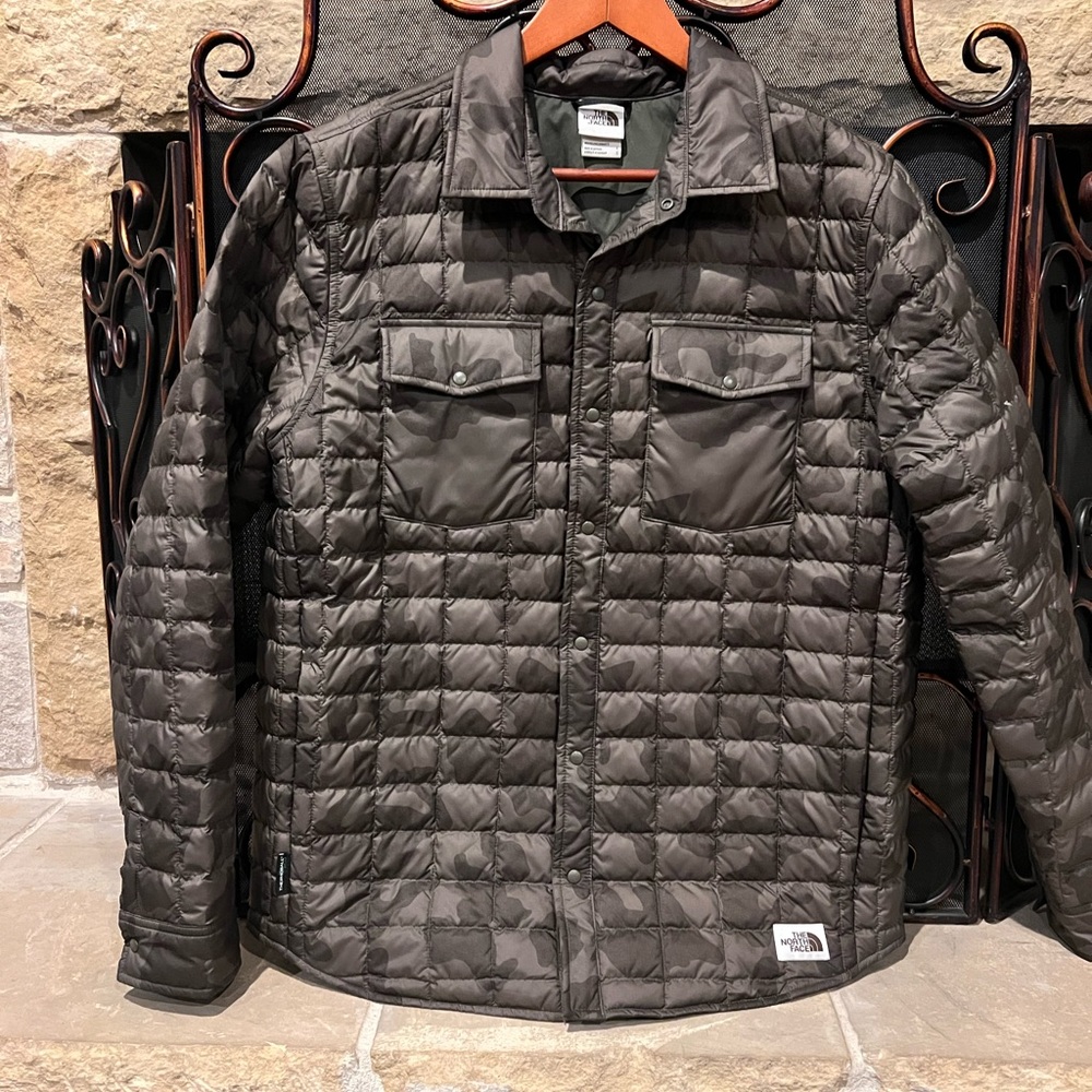 Men's North face Olive Quilted Jacket